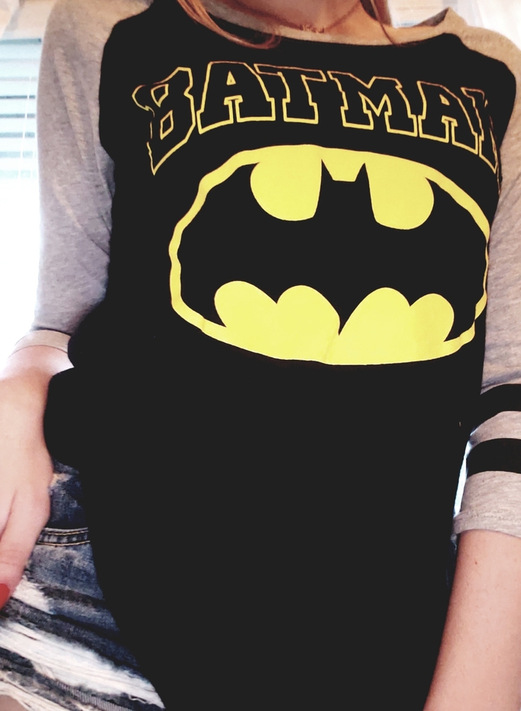 HotTopic DC Logo Batman Long Sleeve Tee